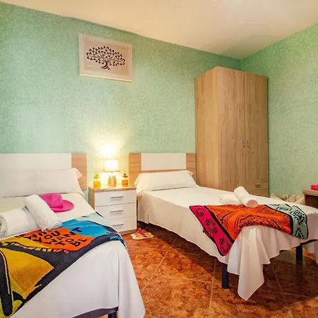 Flora - Plusholidays Villa Calpe