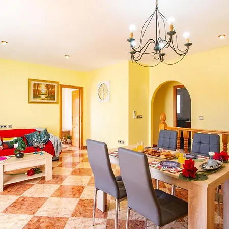 Flora - Plusholidays * Calpe