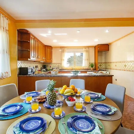 Flora - Plusholidays Villa *