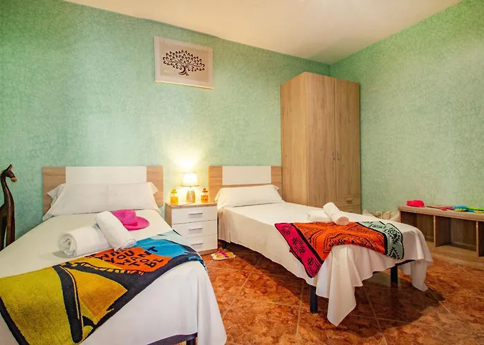 Flora - Plusholidays Villa Calpe