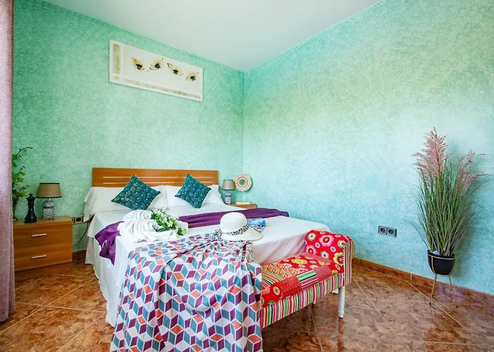 Flora - Plusholidays Villa